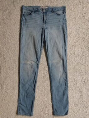 Hollister 31x30 13R Light Wash Blue Skinny Jeans High Rise Classic Denim